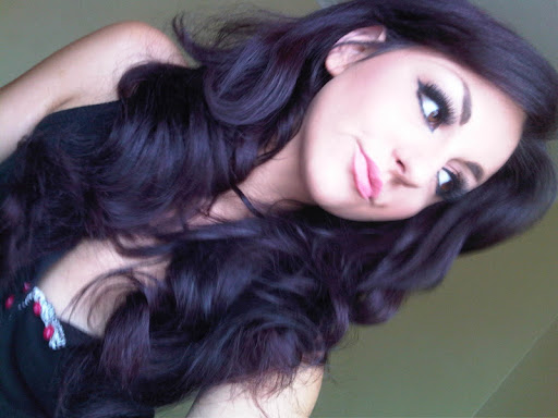 Kelly Mead Photo 33
