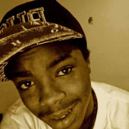 Jesse Rhodes Photo 13