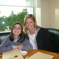 Michelle Rosenberg Photo 17