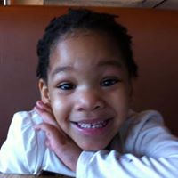 Yvette Maddox Photo 10