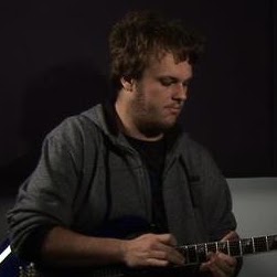 Lee Knight Photo 25