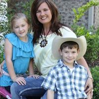 Courtney Capps Photo 11