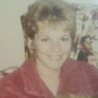 Debra Hampton Photo 26