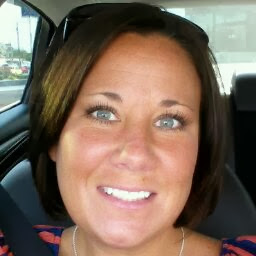 Michele Smiley Photo 27