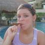 Kelly Bond Photo 9