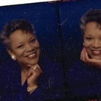 Phyllis Hamilton Photo 7