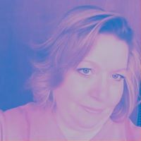 Heather Huston Photo 16