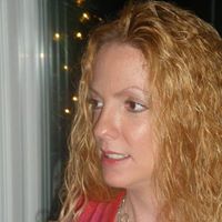 Suzanne Richards Photo 31