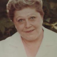 Anna Beck Photo 35