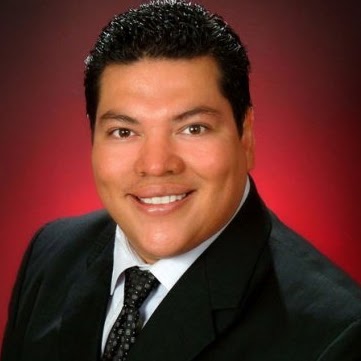 Fred Reyes Photo 31