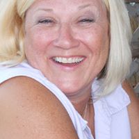 Diana Pierce Photo 5