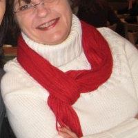Suzanne Howell Photo 26