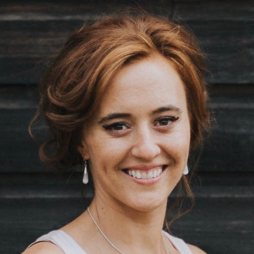 Erika Henderson Photo 11