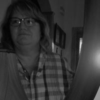 Beth Swan Photo 25