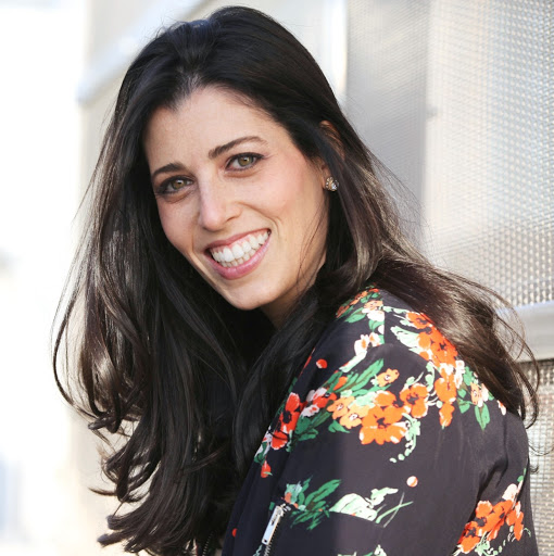 Tracie Simon Photo 15