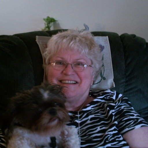 Roberta Stevens Photo 37