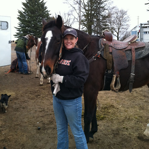 Mindy Hall Photo 16