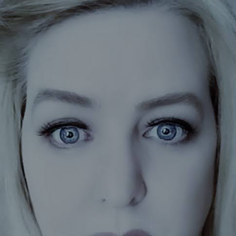 Debra Richards Photo 7