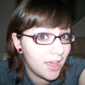 Heather Collins Photo 42
