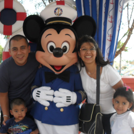 Guillermo Hernandez Photo 43