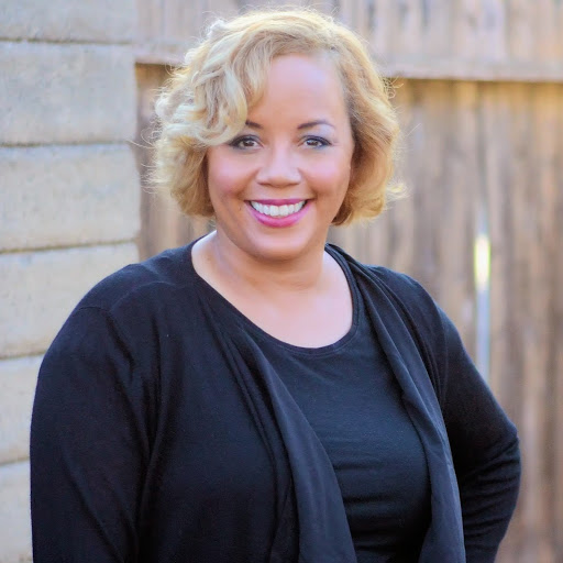 Shauna Robinson Photo 4