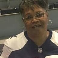 Gloria Thompson Photo 16