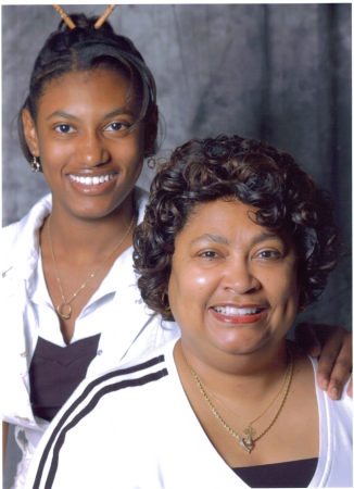 Janet Glenn Photo 19