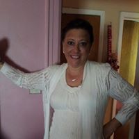 Michele Andrews Photo 33