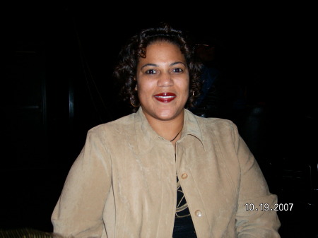 Adrienne Jones Photo 4