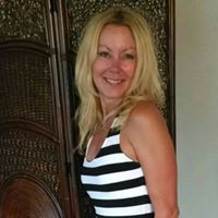 Sue Markham Photo 30