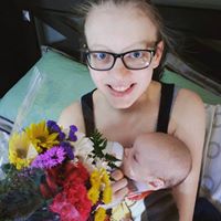 Sara Huber Photo 16