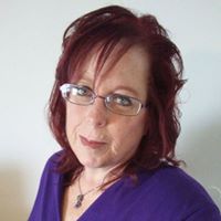 Valerie Phillips Photo 21
