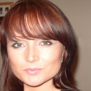 Joanne Thompson Photo 6