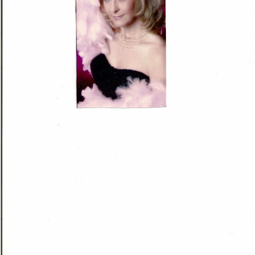 Paula Turner Photo 23