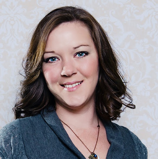 Melinda Larson Photo 14