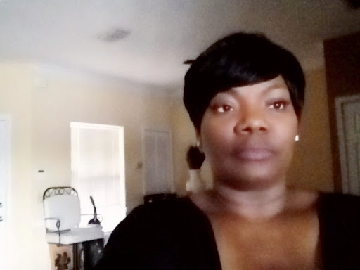 Veronica Brooks Photo 29