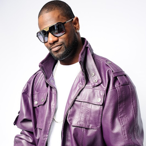 Michael Crump Photo 22