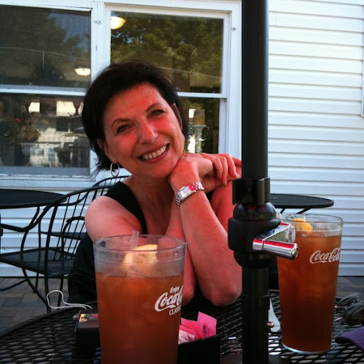 Donna Wolfe Photo 49
