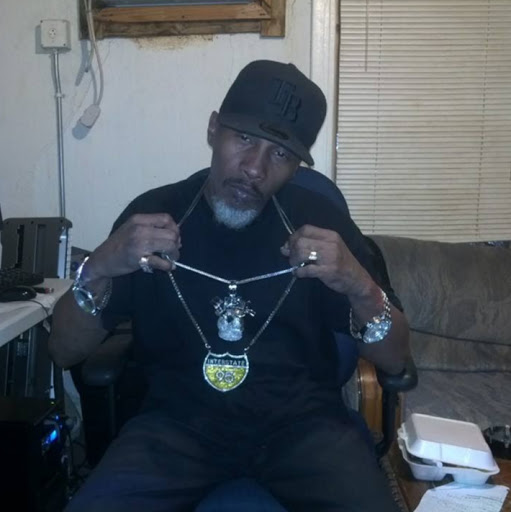 Eric Miles Photo 43