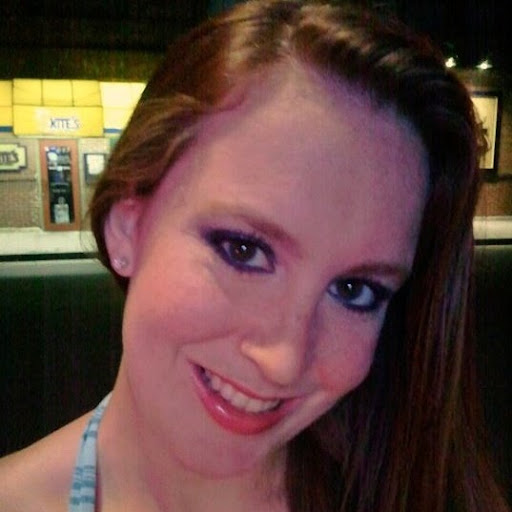Stephanie Carr Photo 12