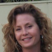 Julie Mclellan Photo 3