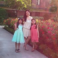 Claudia Mora Photo 14