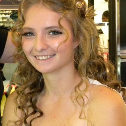 Chelsea Daniel Photo 9