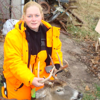 Jennifer Hanson Photo 20