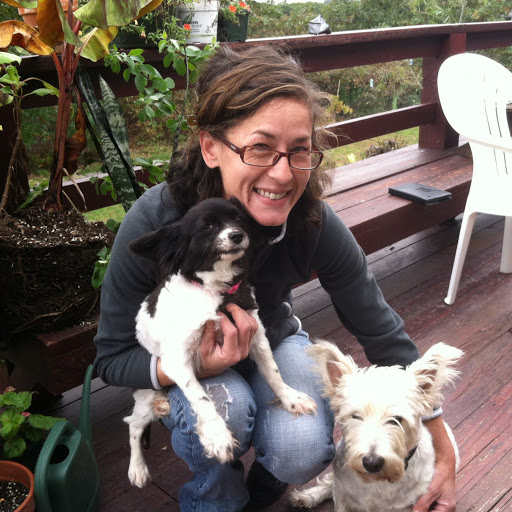 Julie Gardner Photo 45