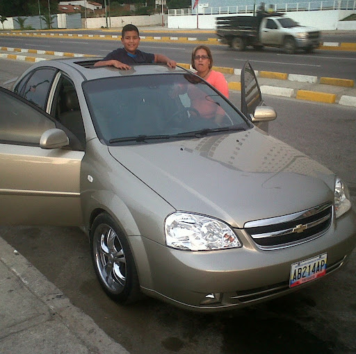 Dora Fernandez Photo 18