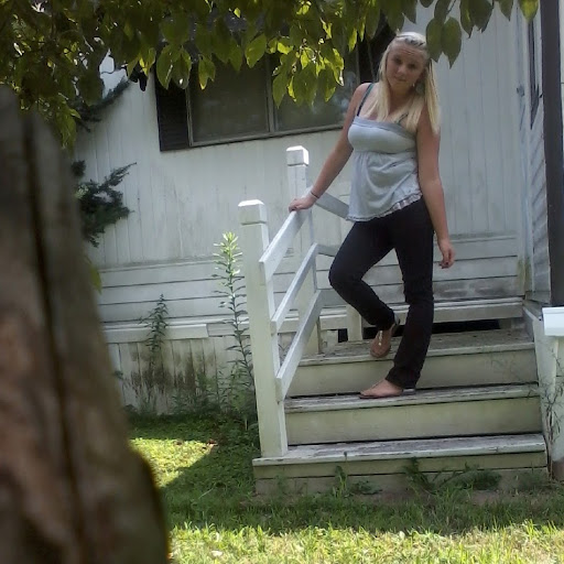 Paige Murphy Photo 37