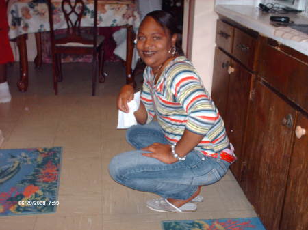 Loretta Lewis Photo 34