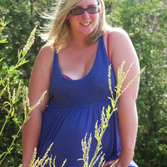 Emily Swift Photo 9