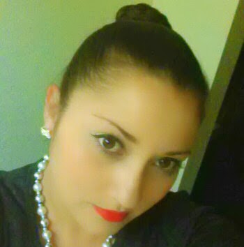 Anita Curiel Photo 2